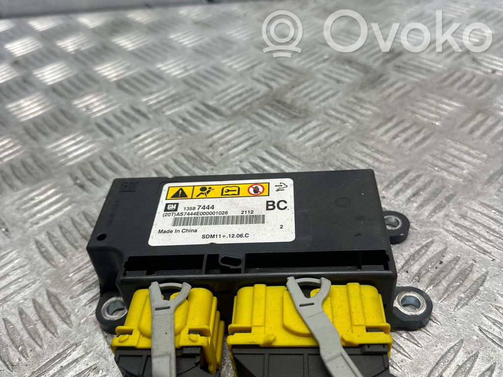 Chevrolet Captiva Airbag control unit/module 