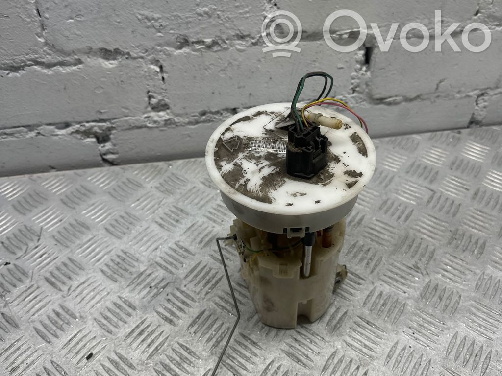 Mazda 2 Bomba interna de combustible 