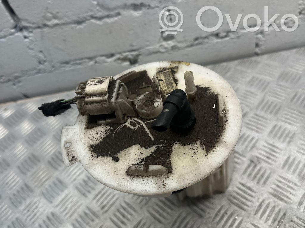 Opel Insignia A Pompa paliwa w zbiorniku 