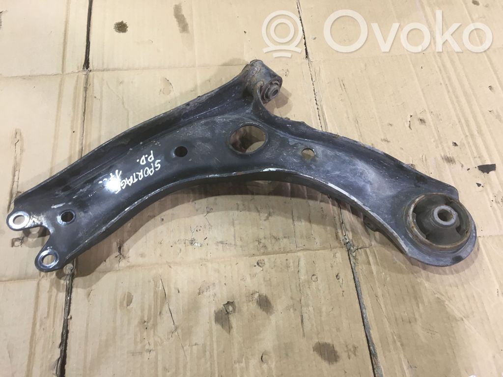KIA Sportage Front lower control arm/wishbone 
