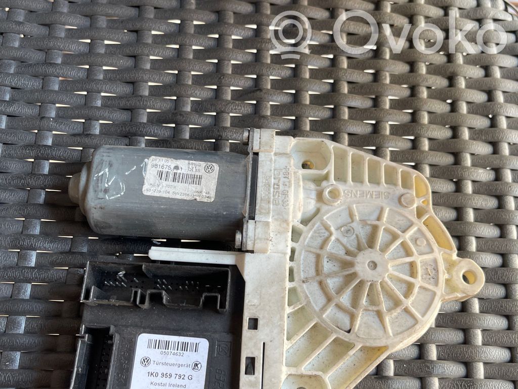 Volkswagen PASSAT B6 Silnik regulatora szyby drzwi przednich 