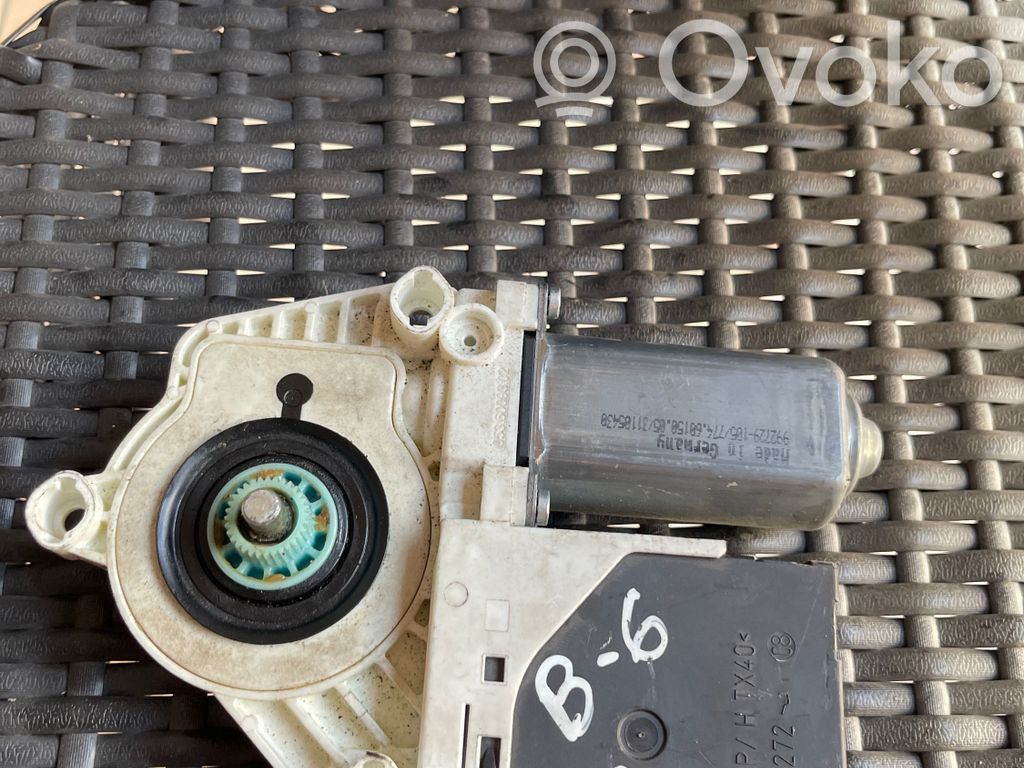 Volkswagen PASSAT B6 Silnik regulatora szyby drzwi przednich 