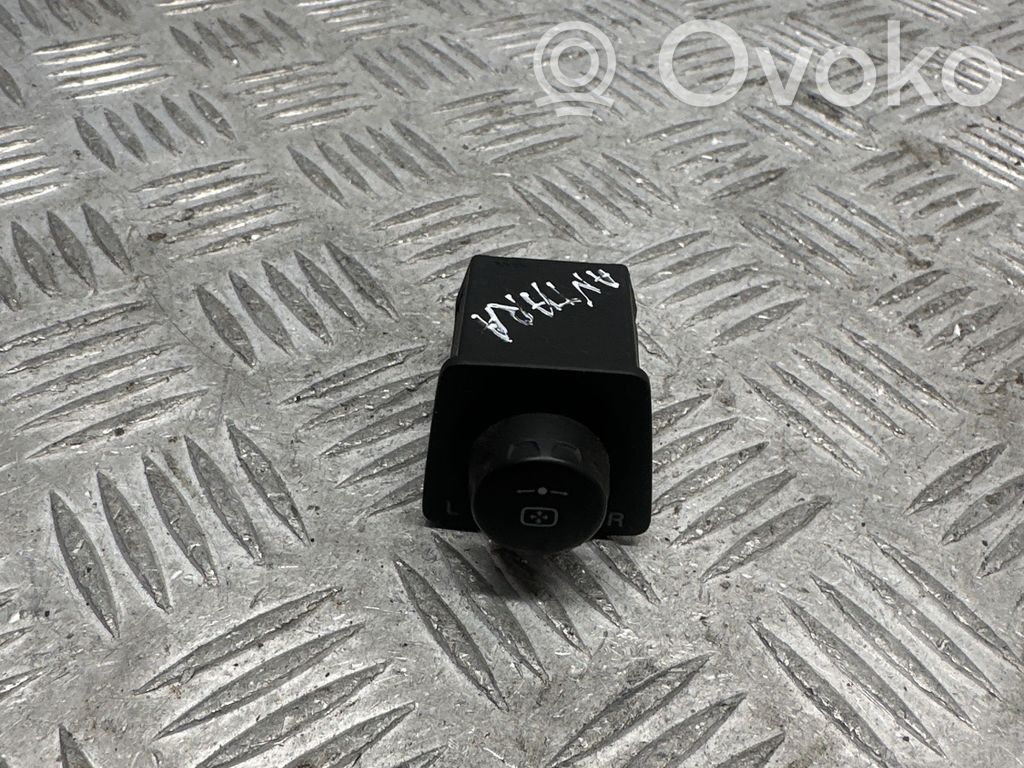 Opel Antara Wing mirror switch 