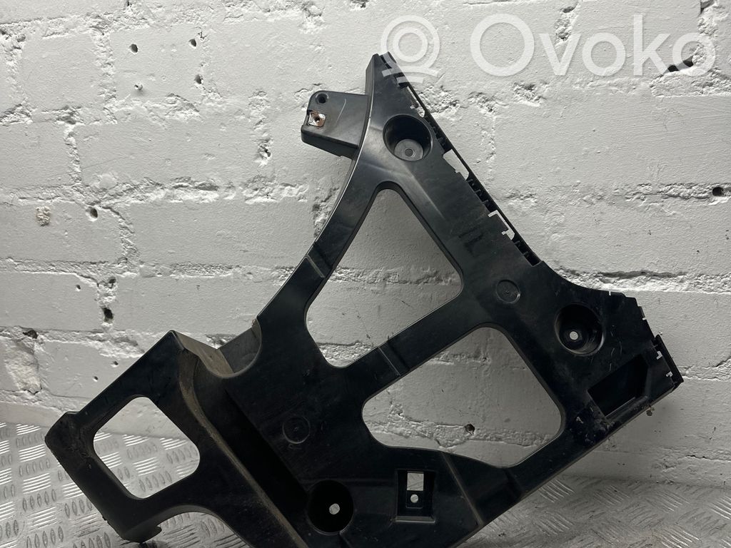 Rear bumper mounting bracket   7227757