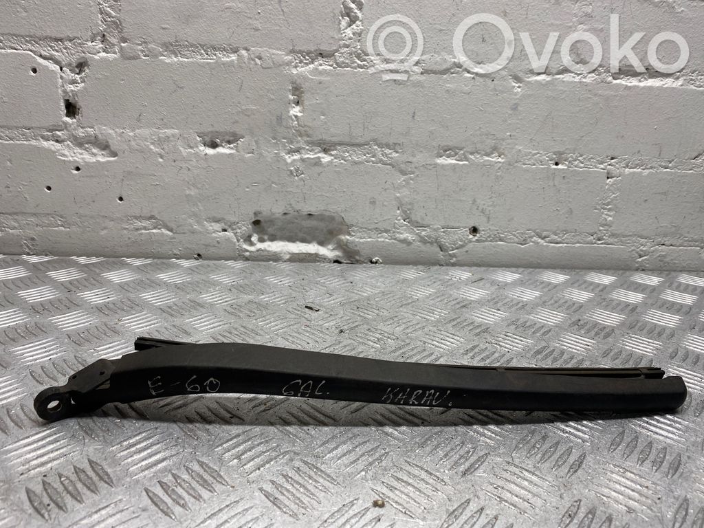 BMW 5 E60 E61 Brazo del limpiaparabrisas trasero 