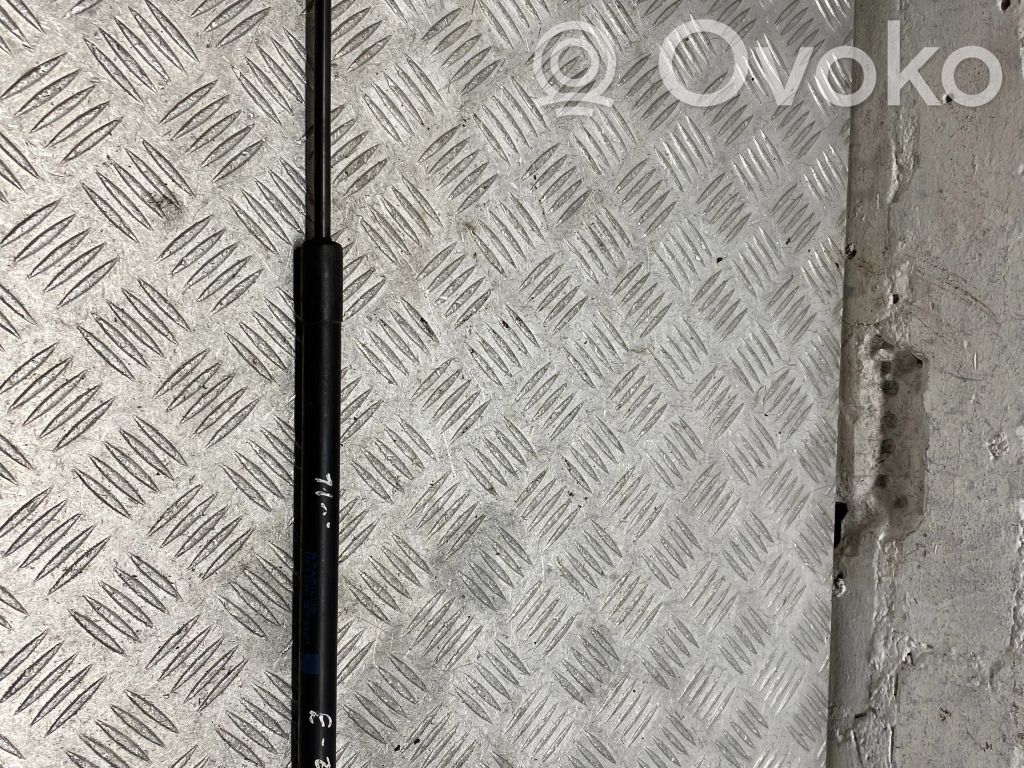Mercedes-Benz E W212 Siłownik maski przedniej 