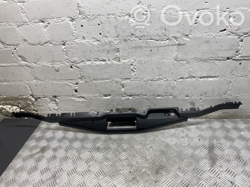 BMW X5 E70 Tailgate trim 
