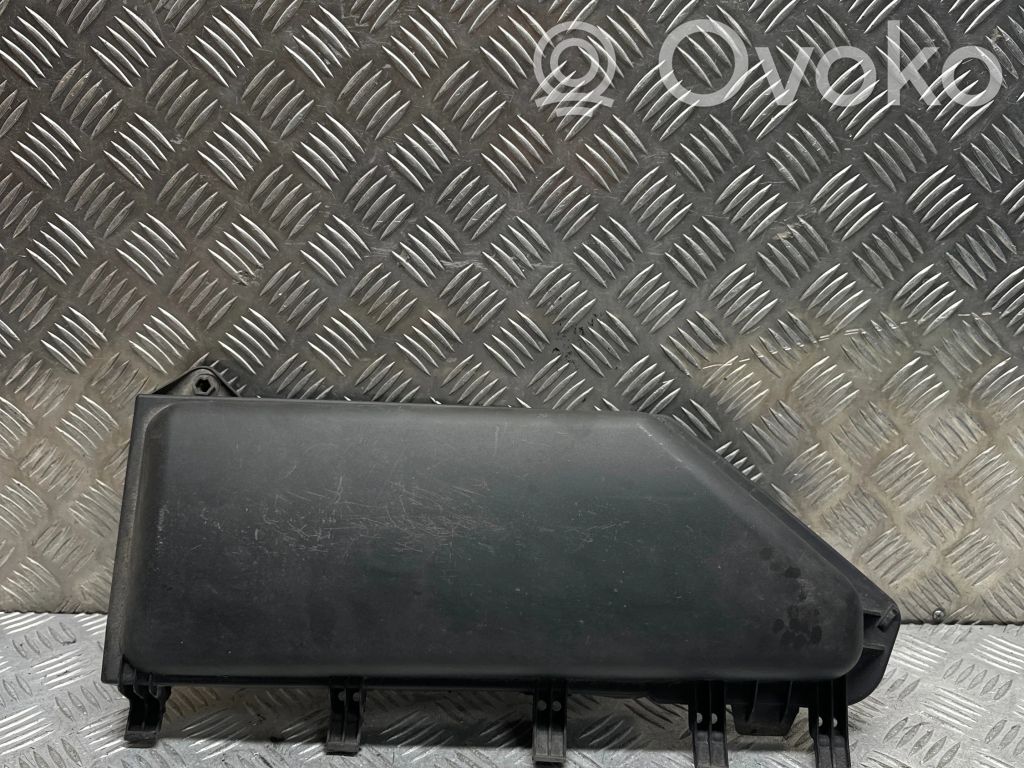 Oro mikrofiltro dangtelis   6913503,64316935822,64319171858,64319174370