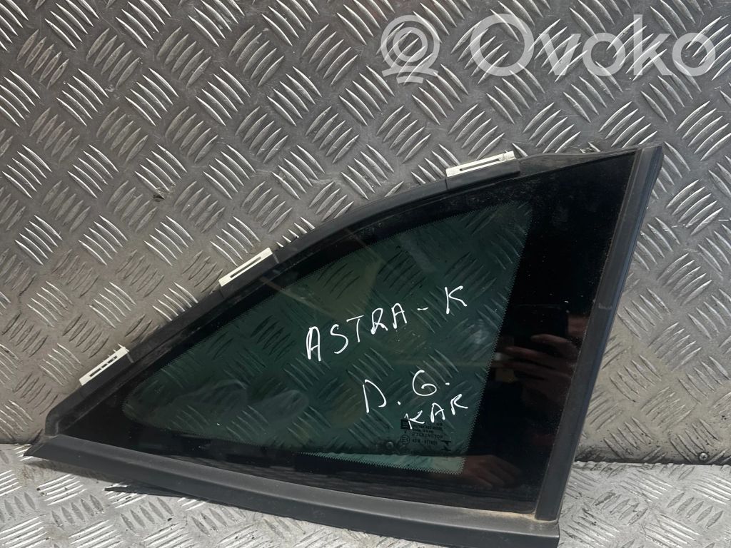 Opel Astra K Szyba karoseryjna tylna 