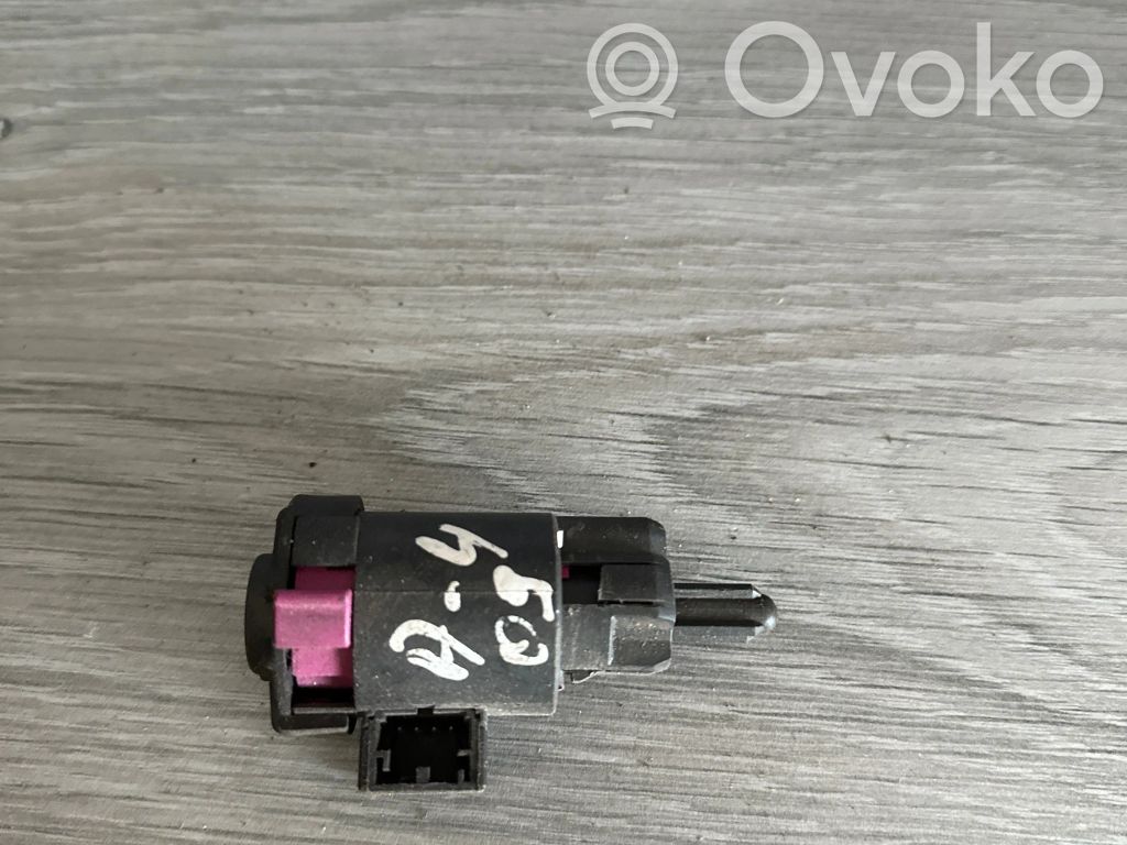 Audi A4 S4 B8 8K Sensor Bremspedal 