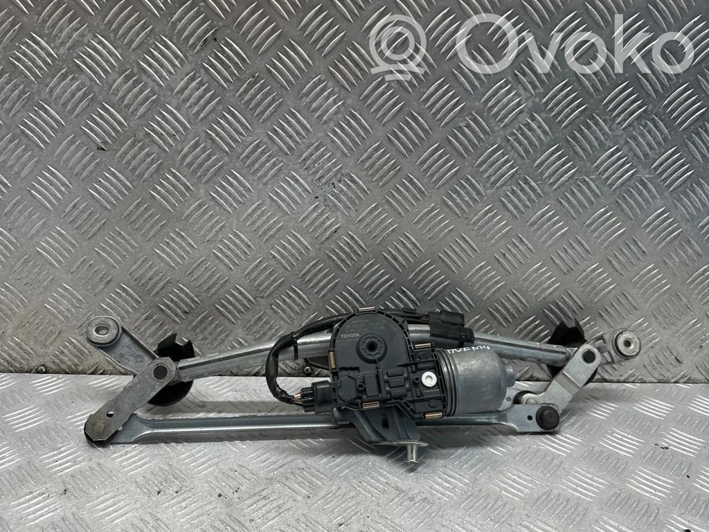 Toyota Avensis T270 Front wiper linkage and motor 