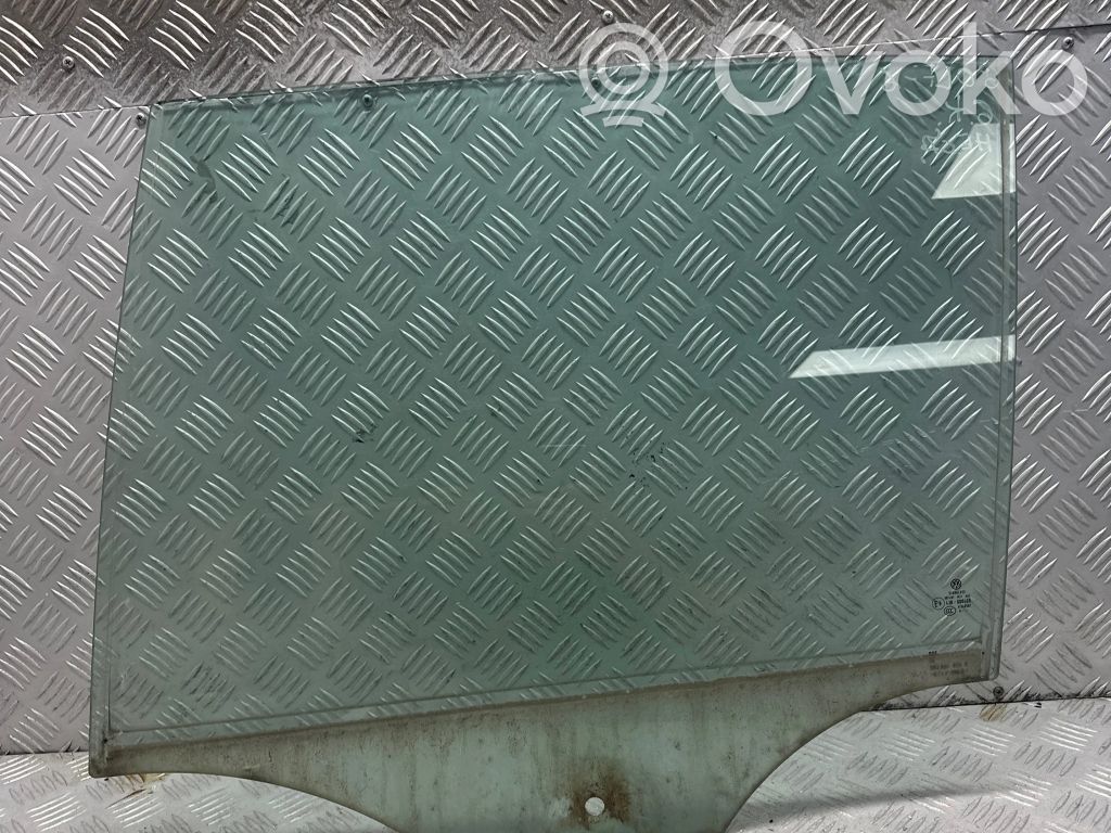 Volkswagen Golf VI Rear door window glass 