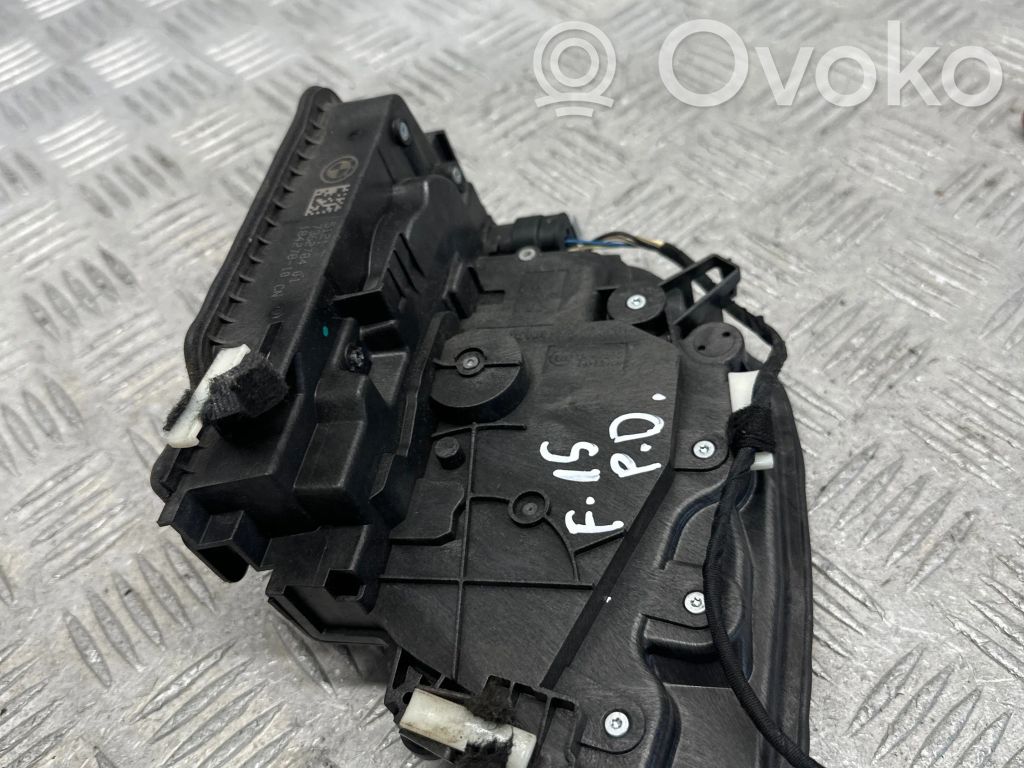 BMW X5 F15 Zamek drzwi przednich 