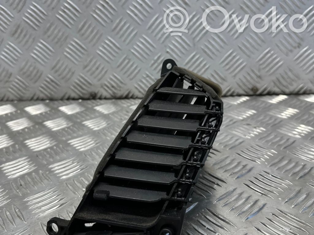 Mitsubishi L200 Grilă ventilație centrală 