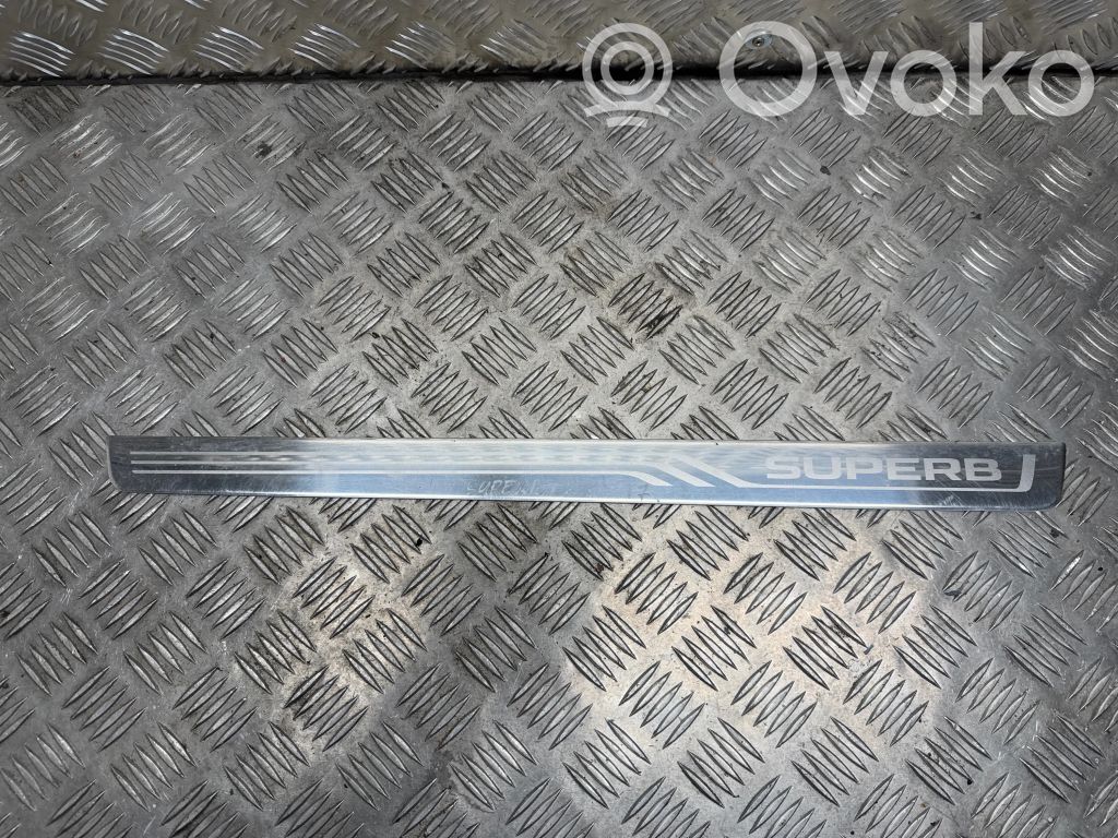 Skoda Superb B8 (3V) Front sill trim cover 