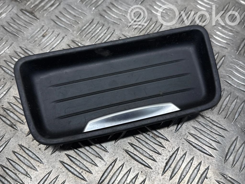 BMW 3 F30 F35 F31 Inne części wnętrza samochodu 