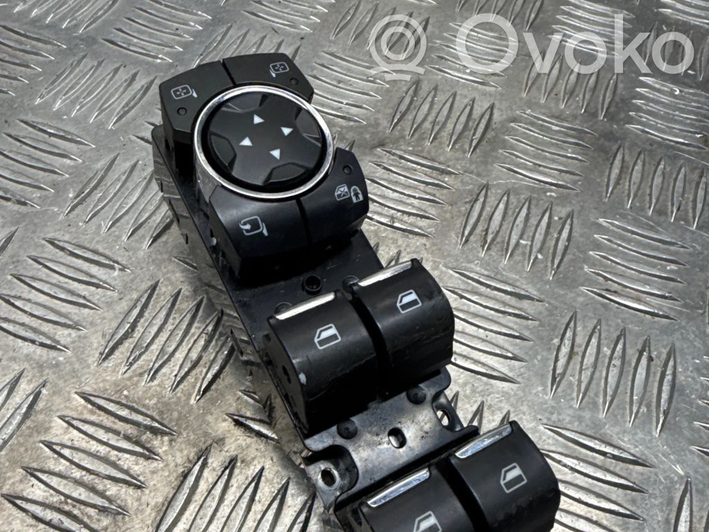 Ford Galaxy Electric window control switch 
