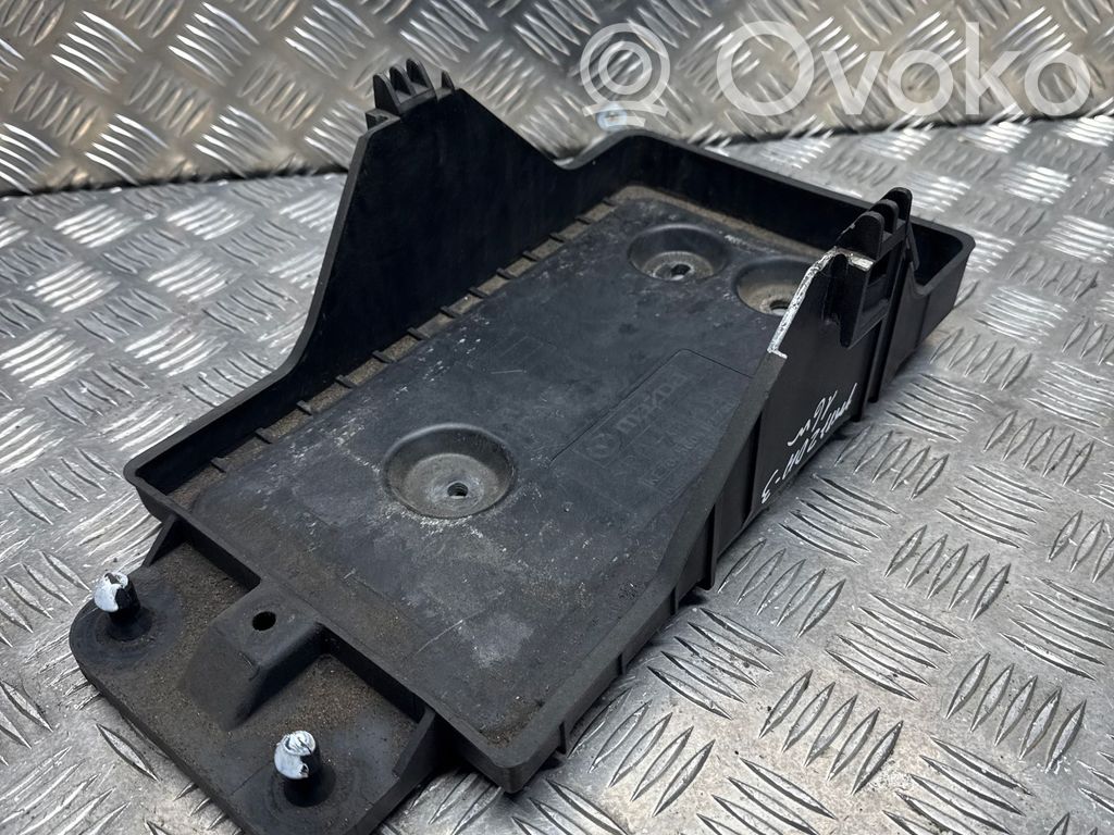 Mazda 3 III Battery tray 