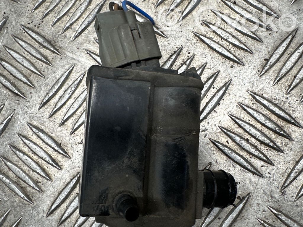 Hyundai Santa Fe Windscreen/windshield washer pump 