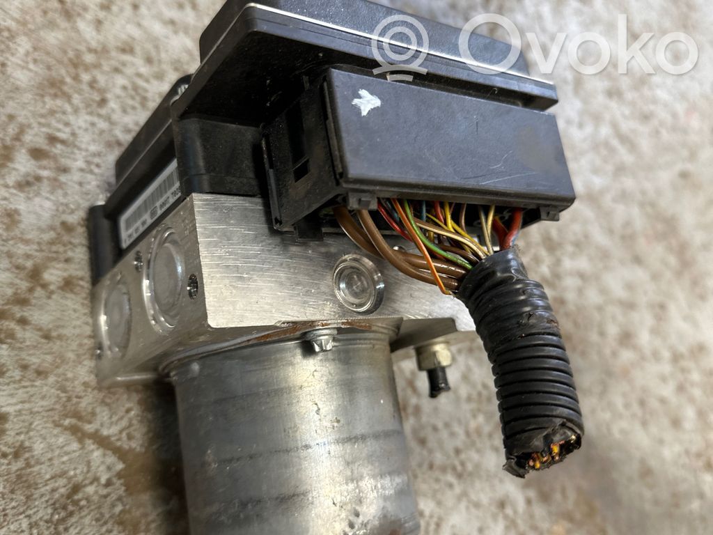 BMW X1 E84 ABS Pump 