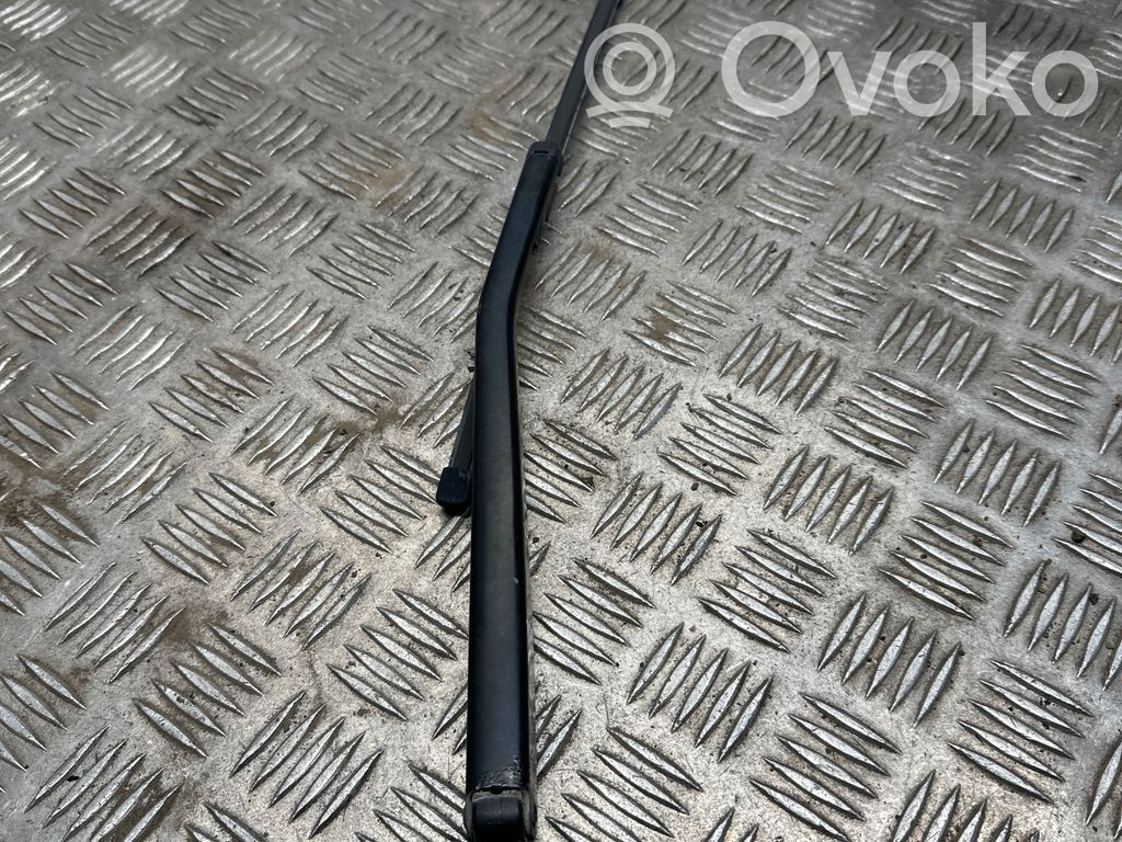 BMW X1 E84 Rear wiper blade arm 
