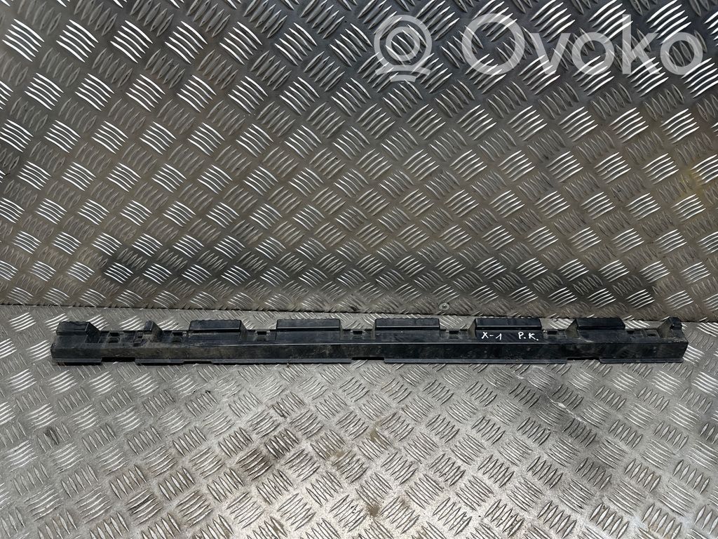 BMW X1 E84 Sill supporting ledge 