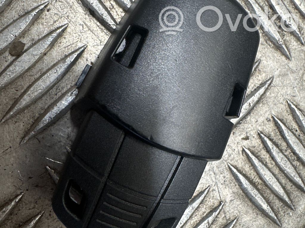 Ignition key/card   6937508