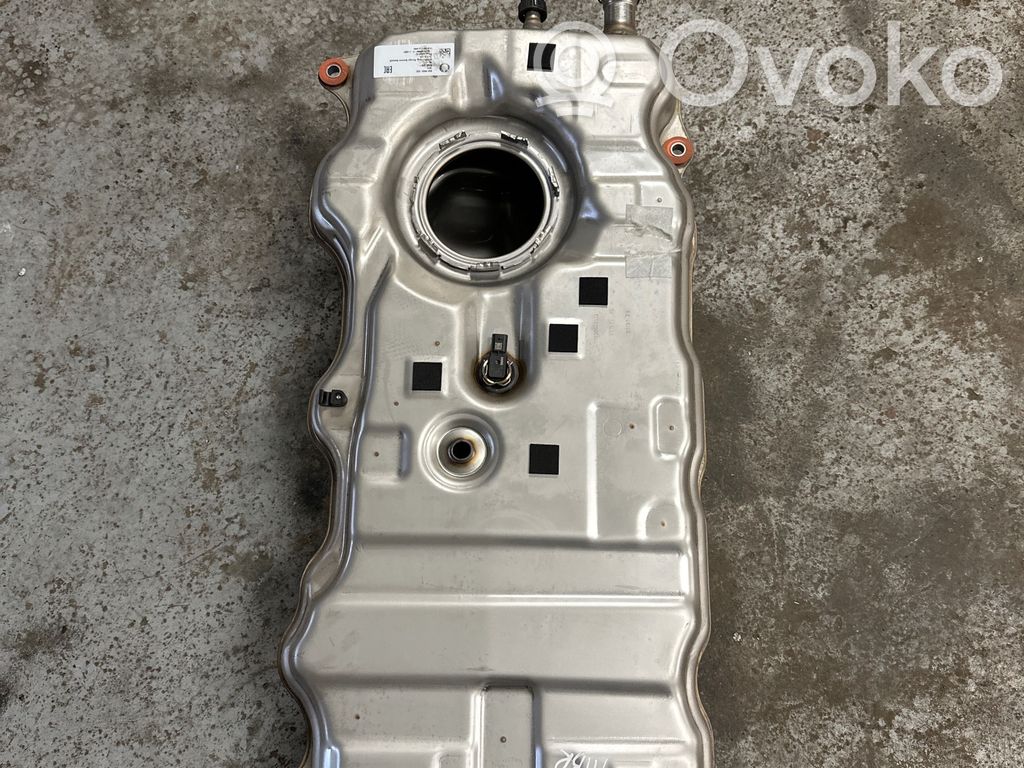 BMW 3 G20 G21 Polttoainesäiliö 