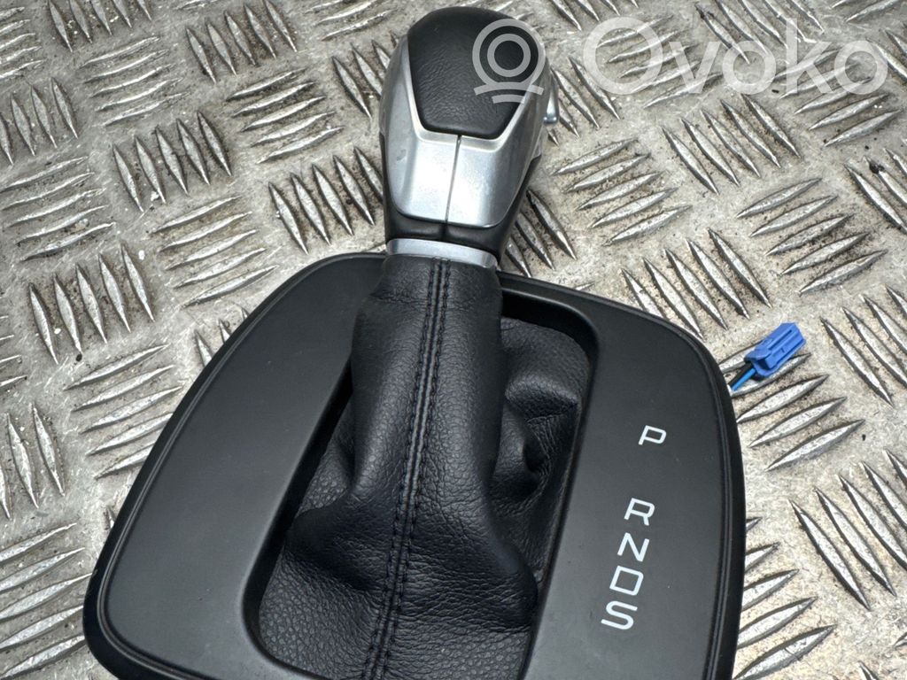 Ford Kuga II Gear lever shifter trim leather/knob 