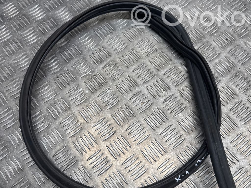 BMW X1 E84 Engine compartment rubber 