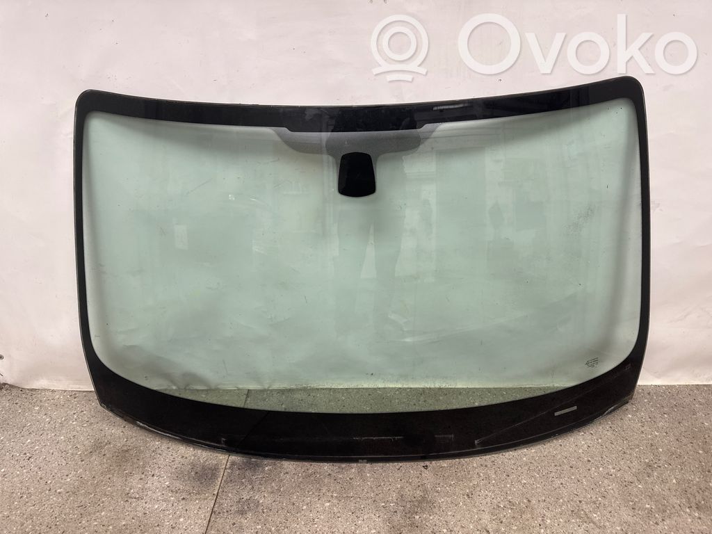 Front windscreen/windshield window   43R000983,DOT24M83AS1