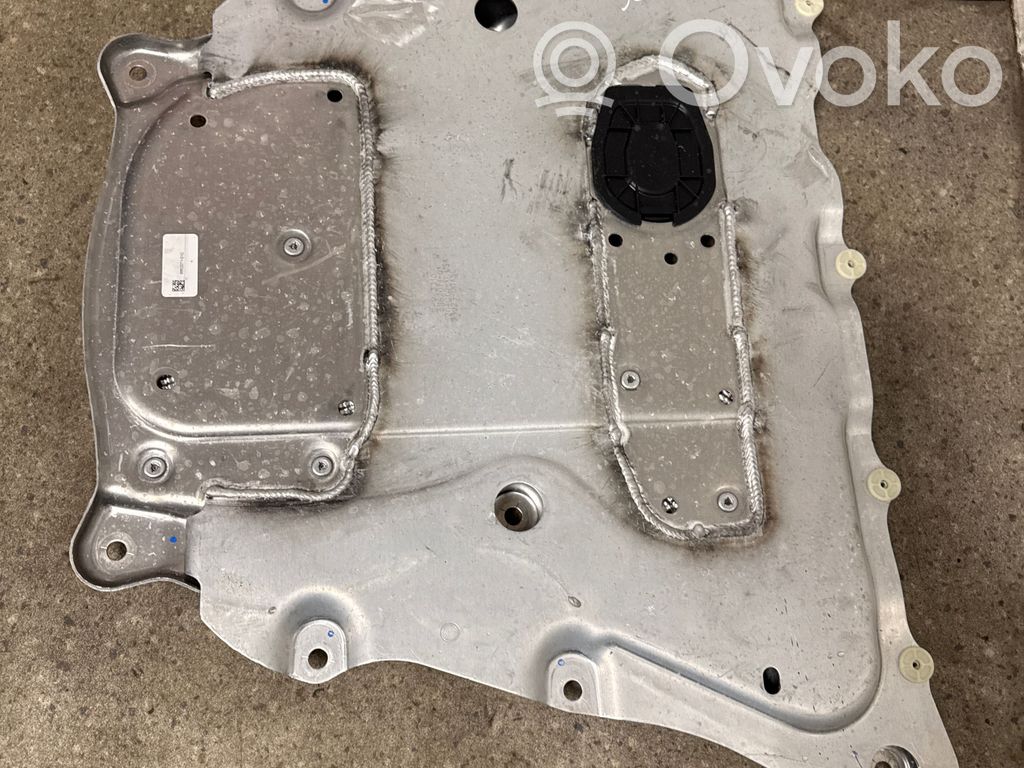 BMW X6 G06 Engine splash shield/under tray 