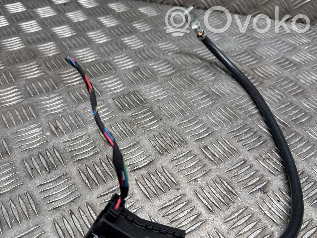 BMW X3 F25 Cablu cu bornă negativă (baterie) 
