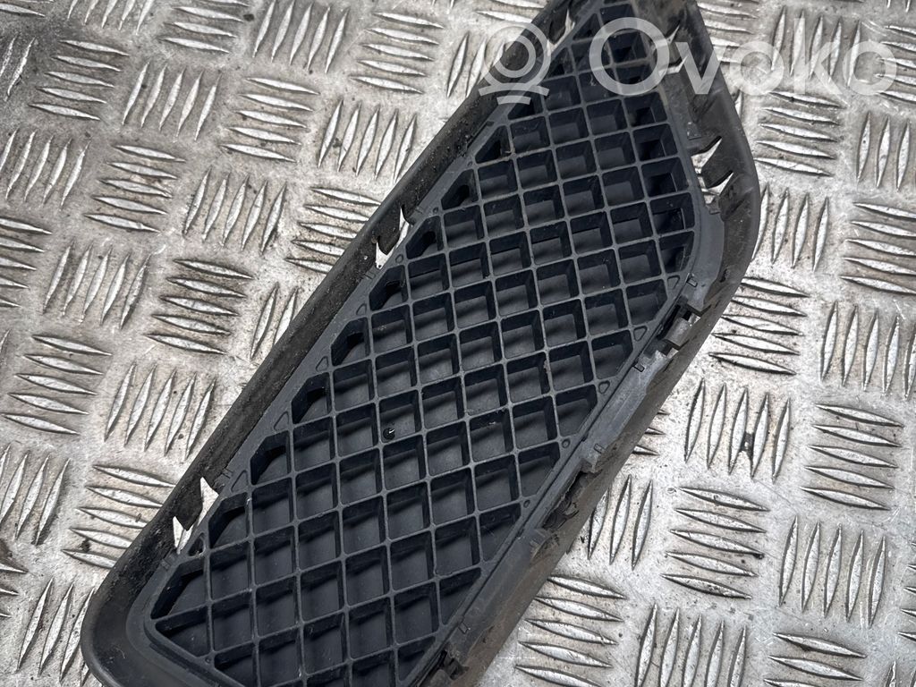 BMW X1 E84 Front bumper lower grill 