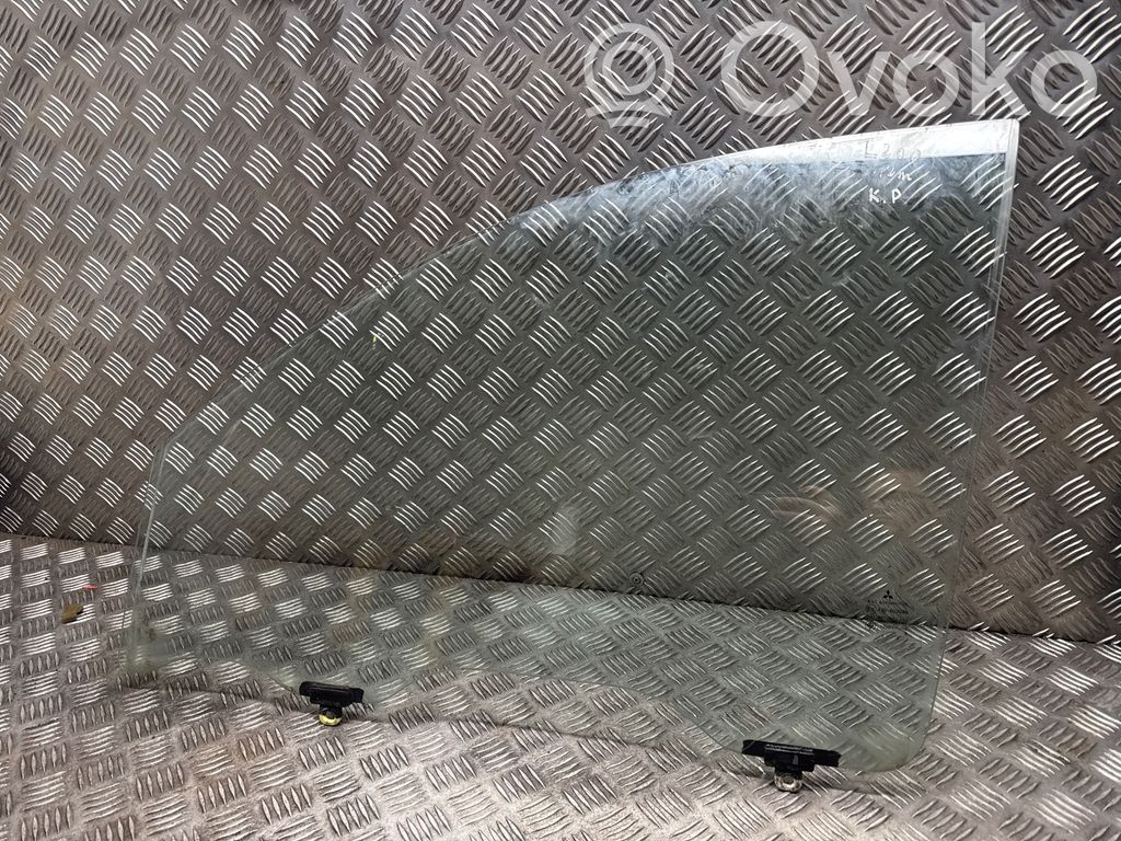 Mitsubishi L200 Etuoven ikkunalasi, neliovinen malli 