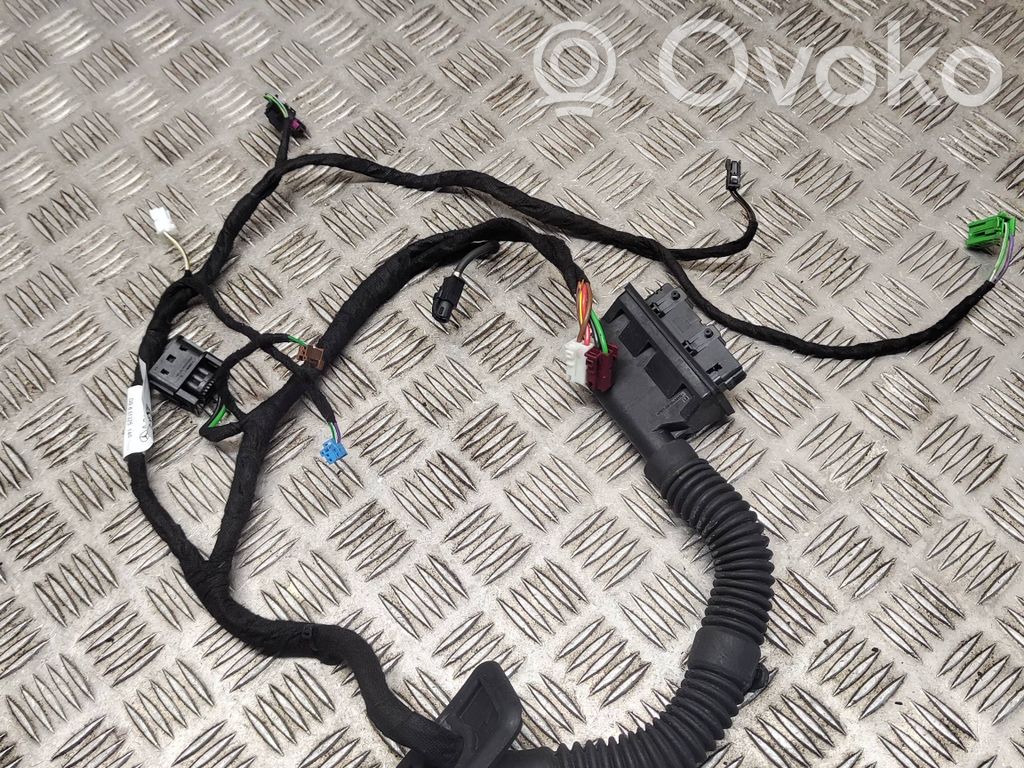 Mercedes-Benz S C217 Priekšējo durvju vadu instalācija 