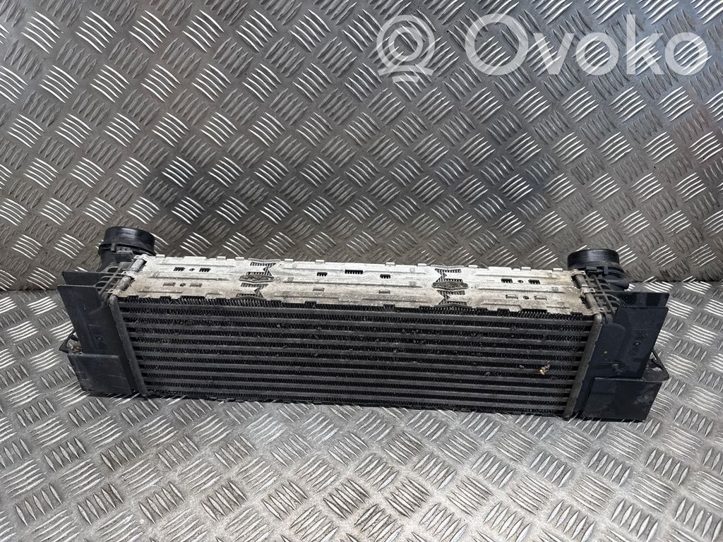BMW X3 F25 Chłodnica powietrza doładowującego / Intercooler 