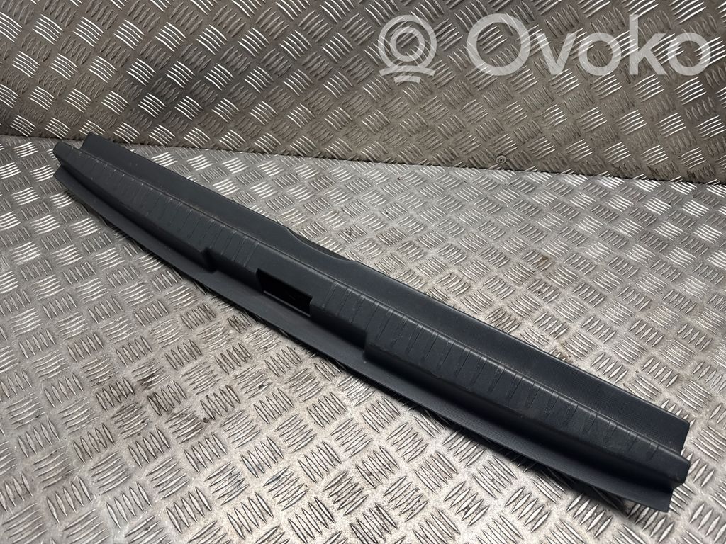 Renault Captur Osłona pasa bagażnika 