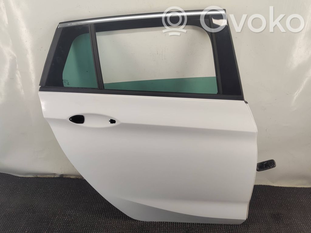 Opel Astra K Galinės durys 
