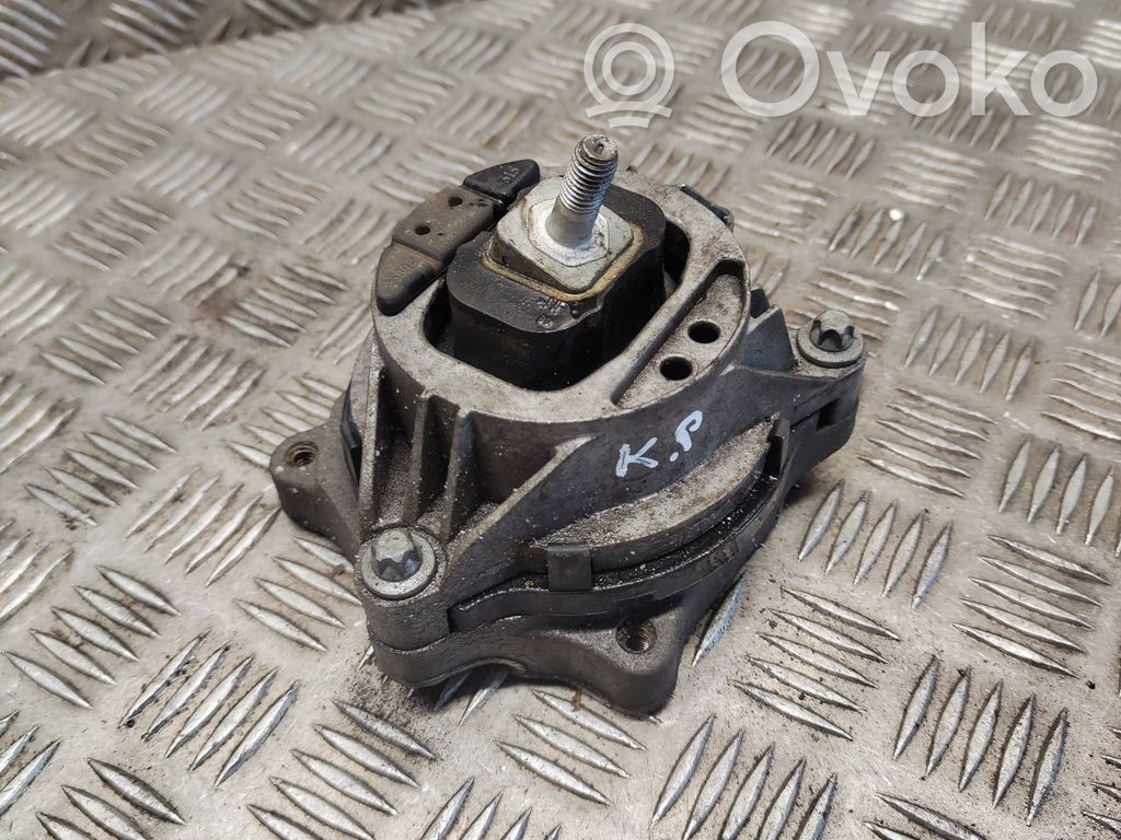BMW 4 F32 F33 Dzinēja spilvens 