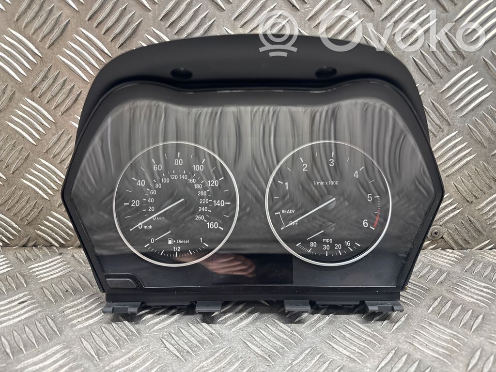 BMW 2 F45 Spidometrs (instrumentu panelī) 