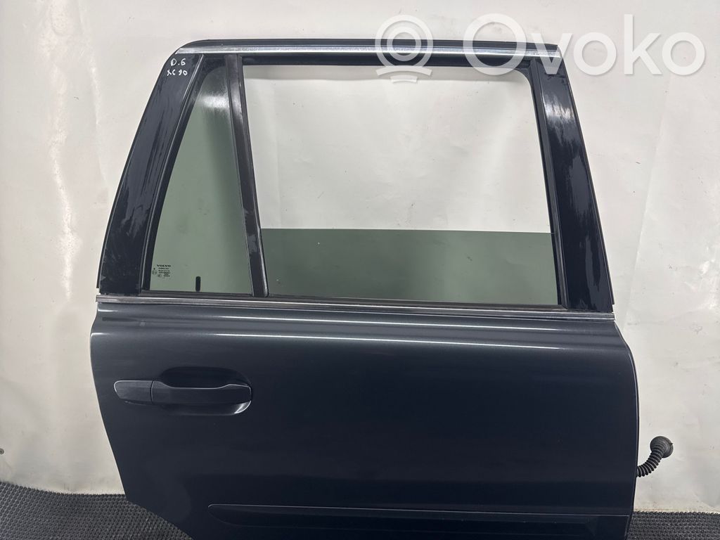 Volvo XC90 Aizmugurējās durvis 