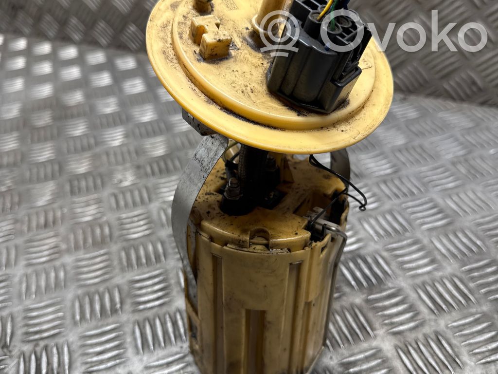 Mercedes-Benz B W246 W242 Bomba interna de combustible 