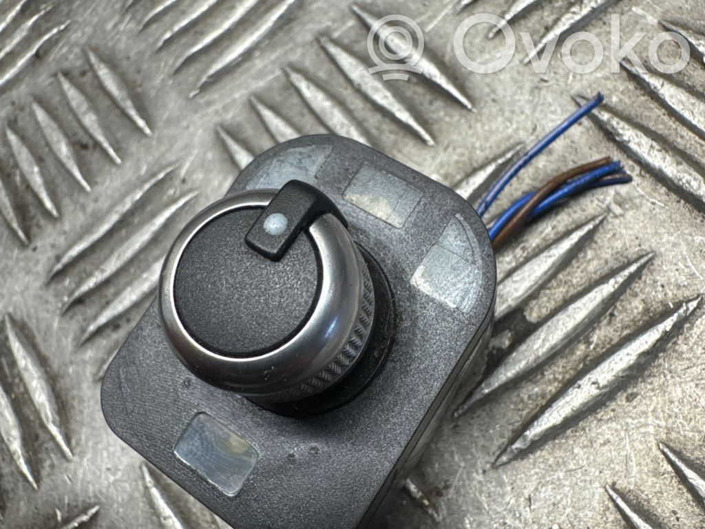Audi Q7 4L Wing mirror switch 