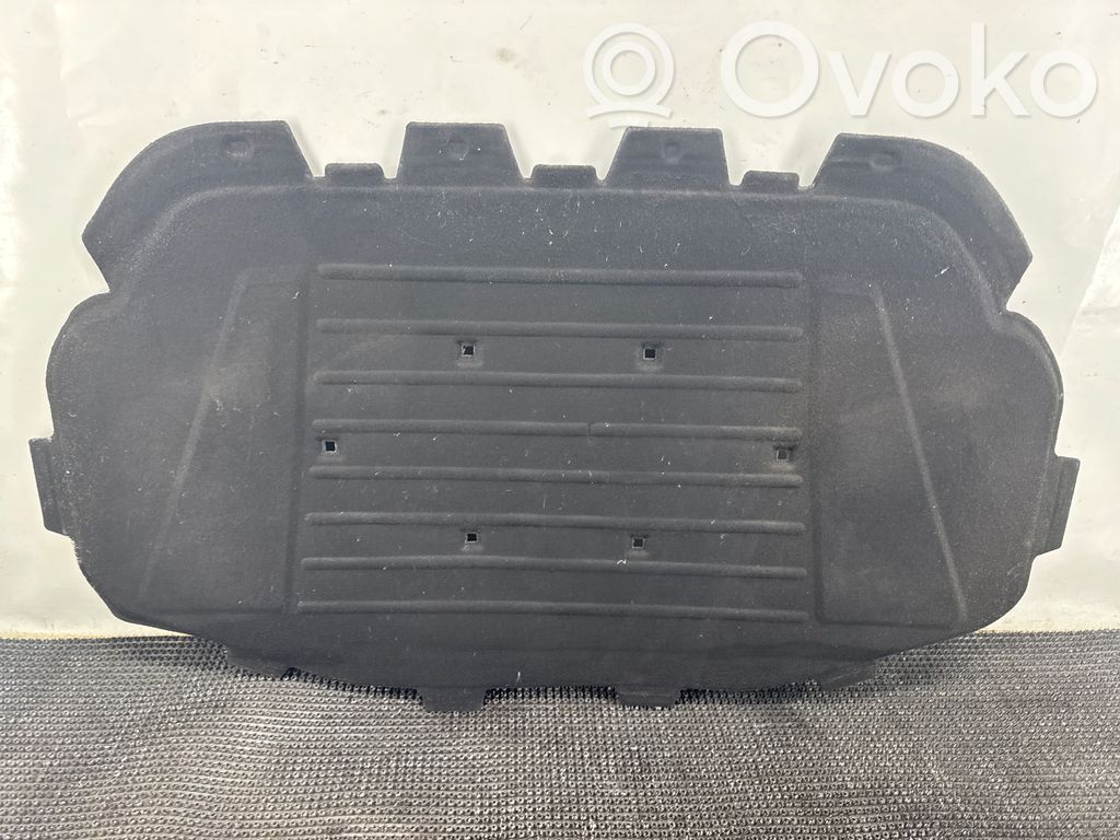 Audi Q7 4L Izolacja termiczna / wygłuszenie pokrywy / maski silnika 