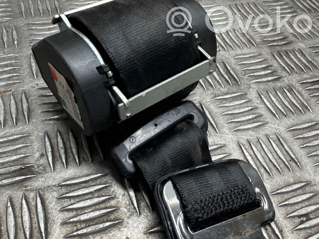 Audi Q7 4L Cinturón trasero 