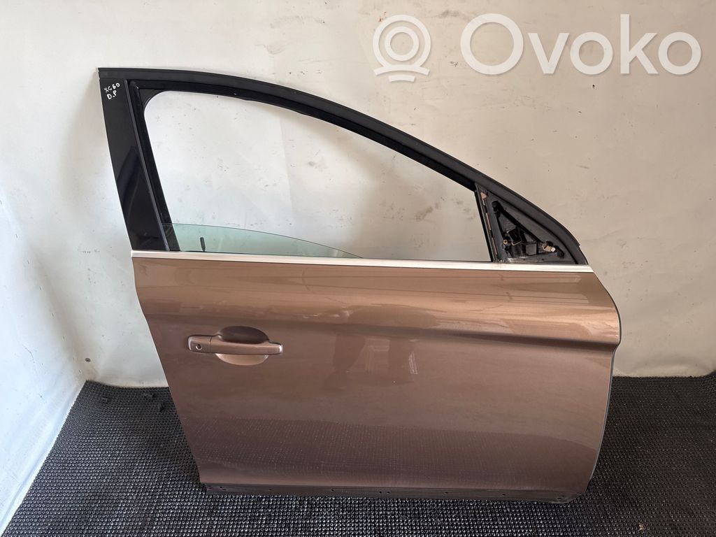 Durvis   49400