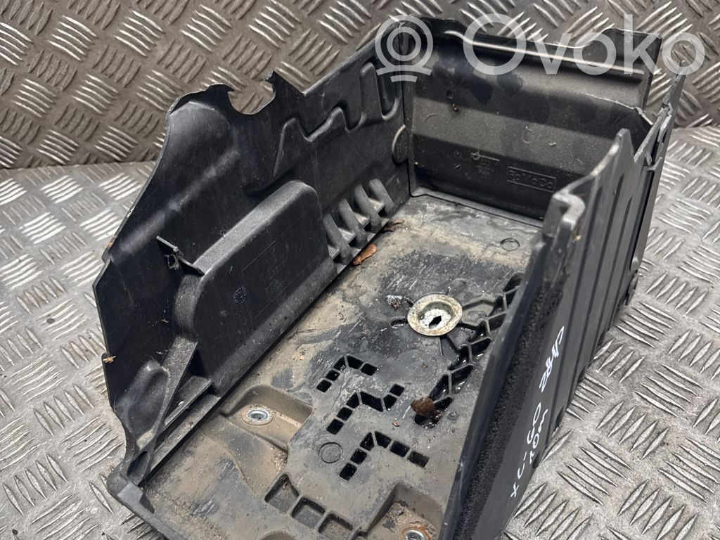 Volvo XC60 Akun alusta 