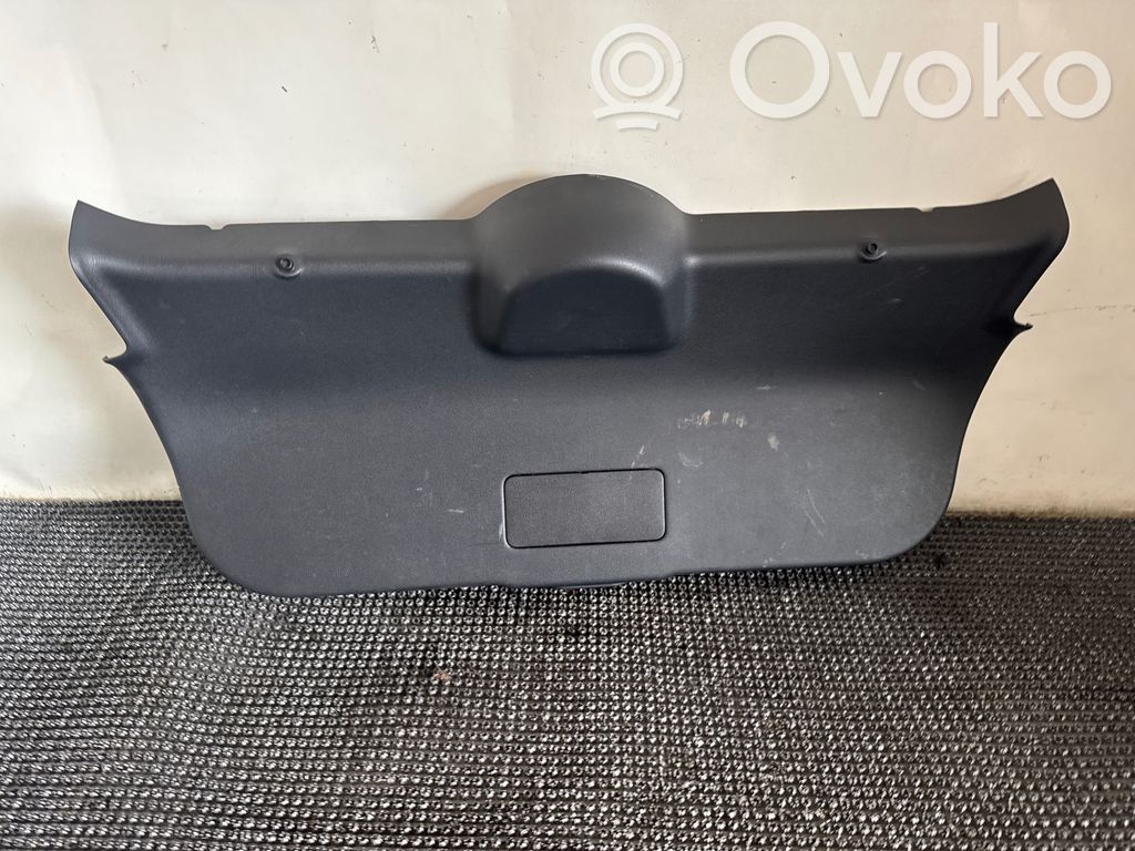 Poszycie / Tapicerka tylnej klapy bagażnika   90901BV80A