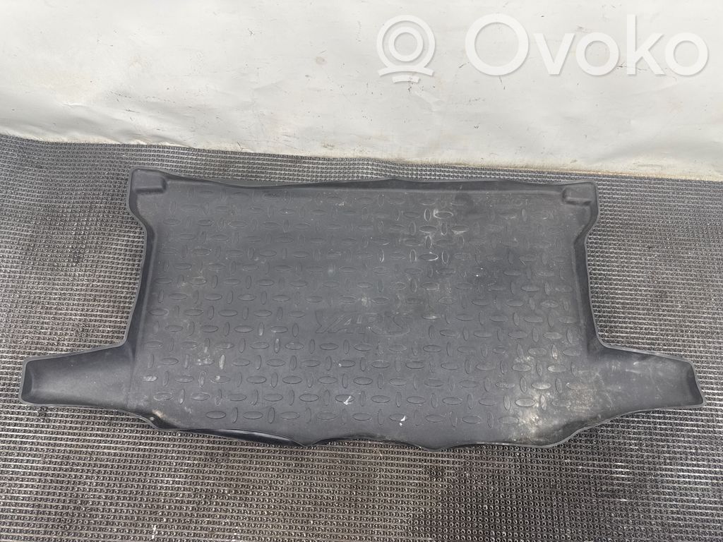 Toyota Yaris Tappetino di rivestimento del bagagliaio/baule di gomma